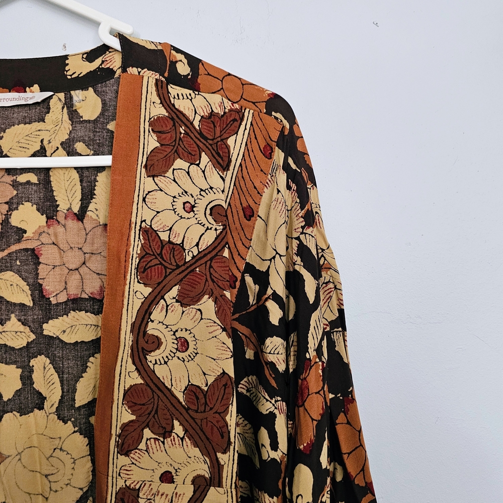 Soft Surroundings Black and Tan Floral Kimono Sweater - Picture 5 of 11